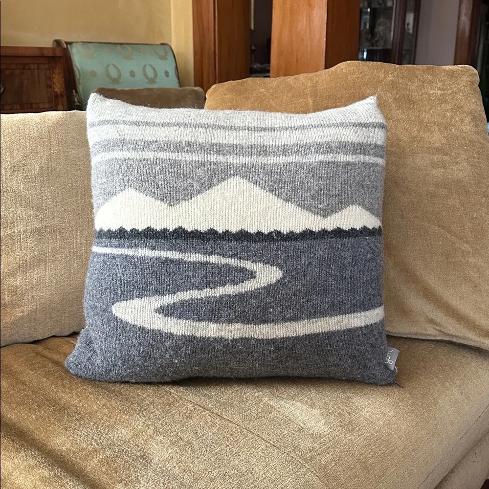 My Friend Yarn Jamtland Cushion Cover Scandinavian Design Handmade Throw Pillow
